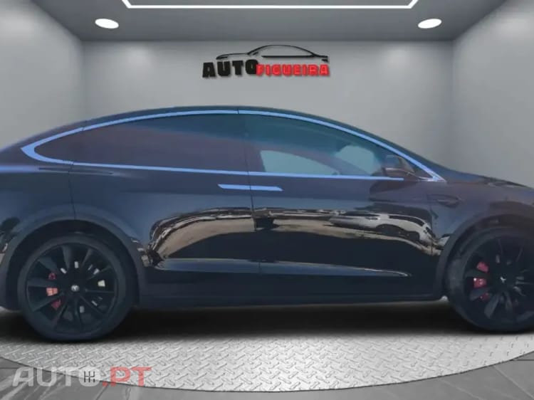 Tesla Model X 100D