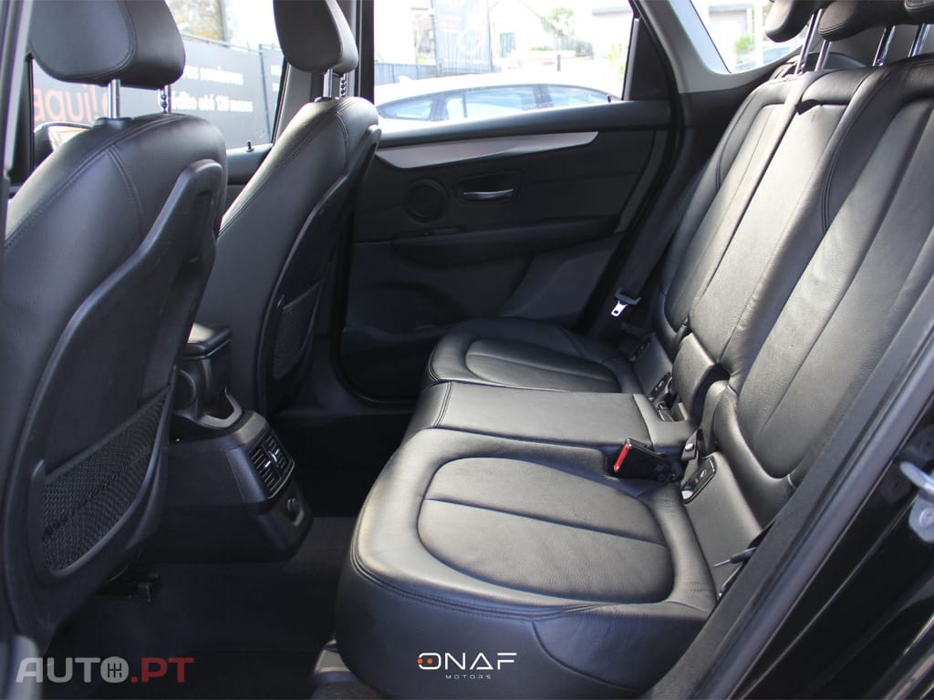 BMW 216 Active Tourer Advantage