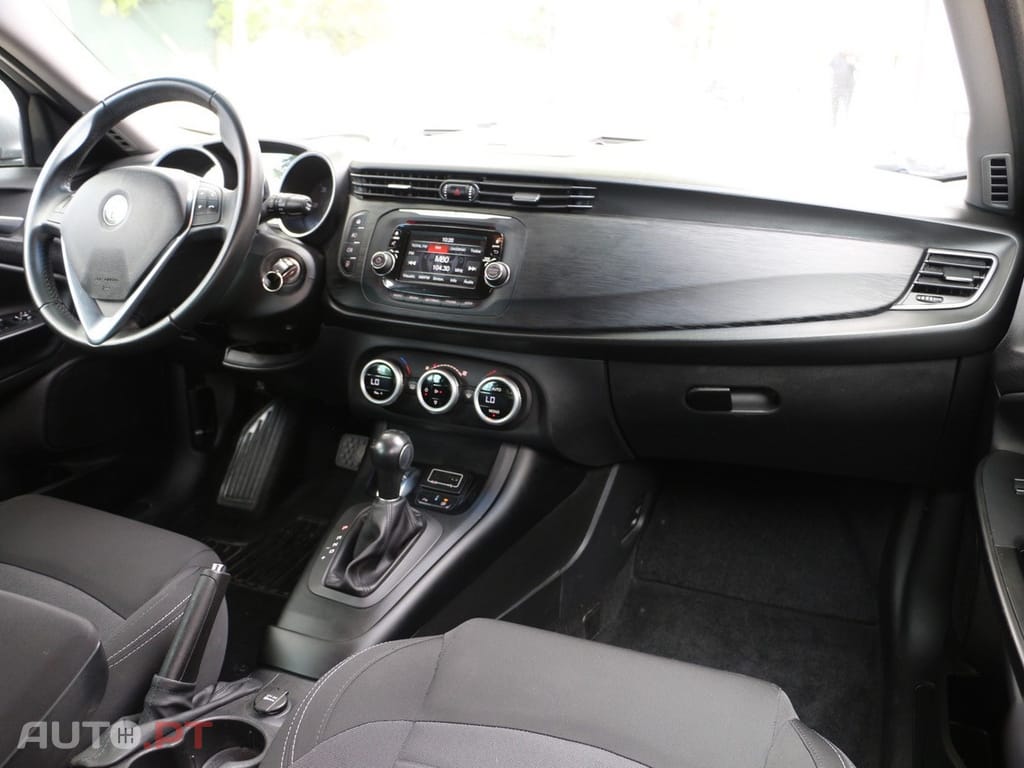Alfa Romeo Giulietta 1.6 JTDm Super J18 TCT