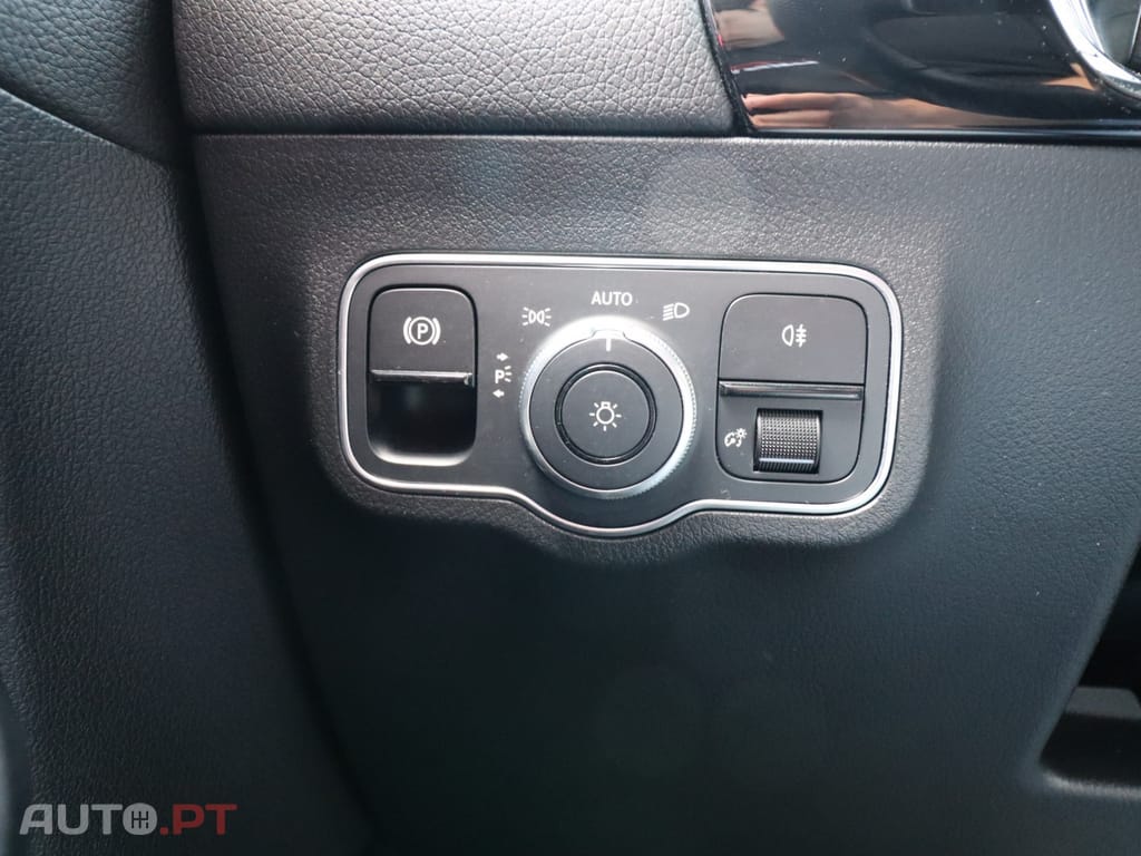 Mercedes-Benz B 250 AMG LINE