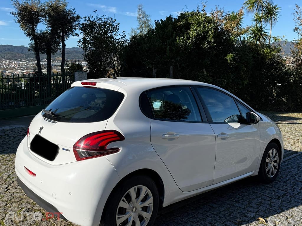 Peugeot 208 Puretech