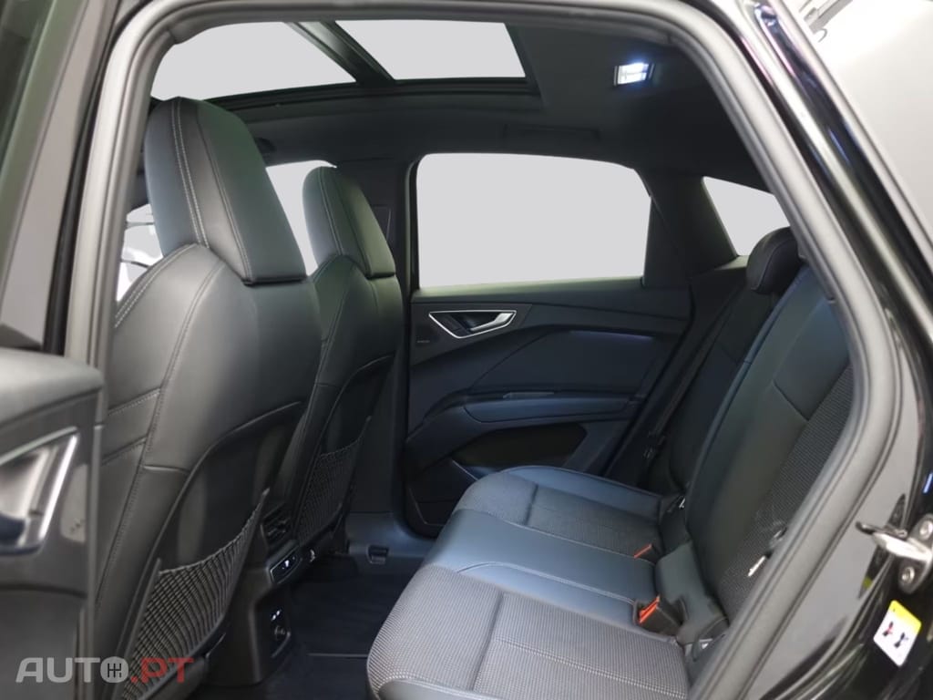 Audi Q4 E-Tron I.V.A DEDUTIVEL 35 S line 