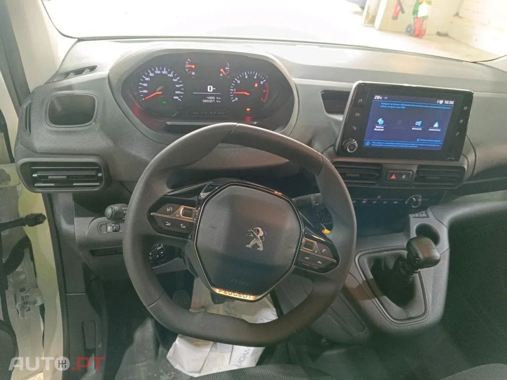 Peugeot Partner 1.5 BlueHDi Premium Standard