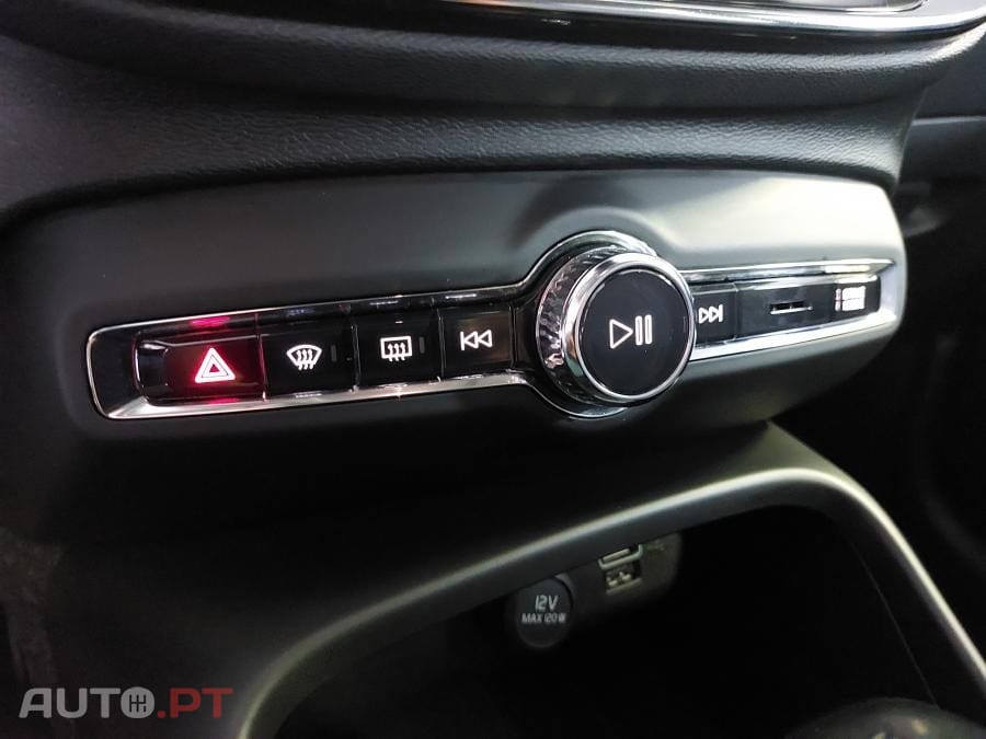 Volvo XC40 2.0 D3 Momentum