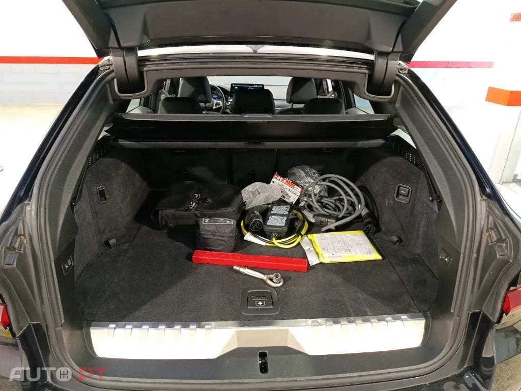 BMW 530 e Pack Desportivo M