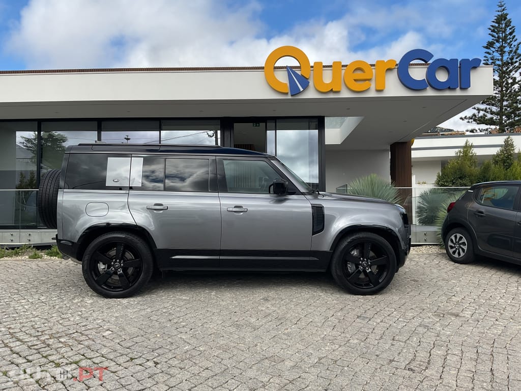 Land Rover Defender 3.0 D250 110 AWD X-Dynamic SE