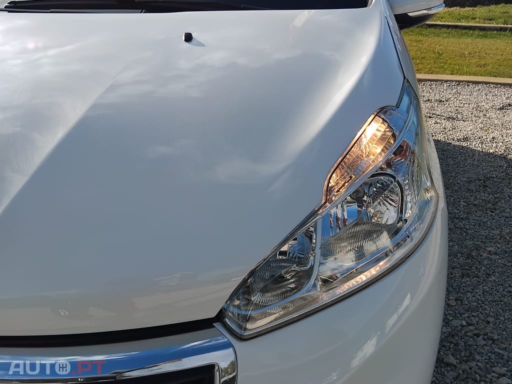 Peugeot 208 I 1.5 BlueHDi VAN