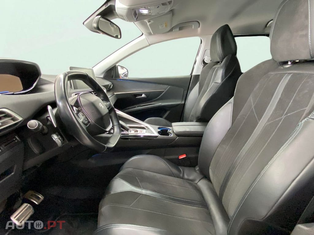Peugeot 5008 1.5 BlueHDi Crossway EAT8