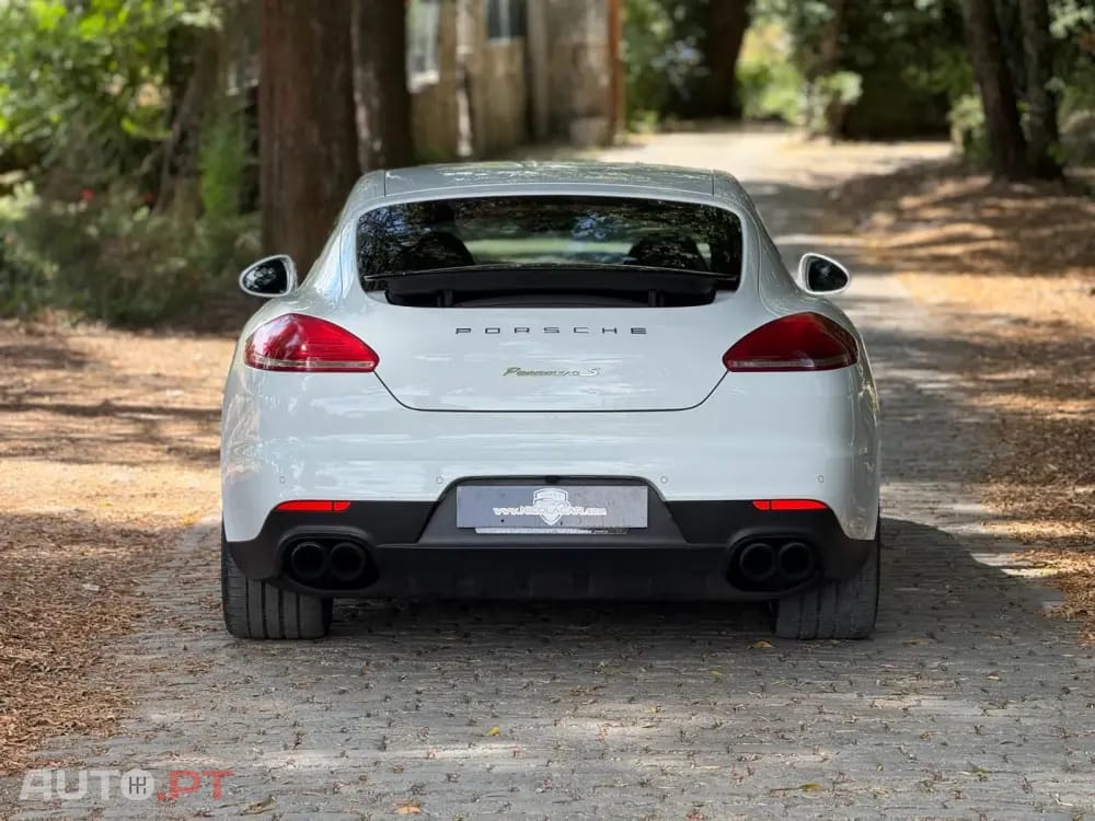 Porsche Panamera S E-Hybrid