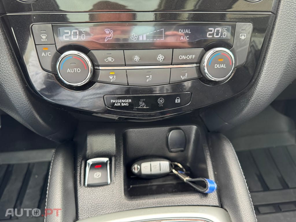 Nissan Qashqai 1.5 dCi N-Connecta 18