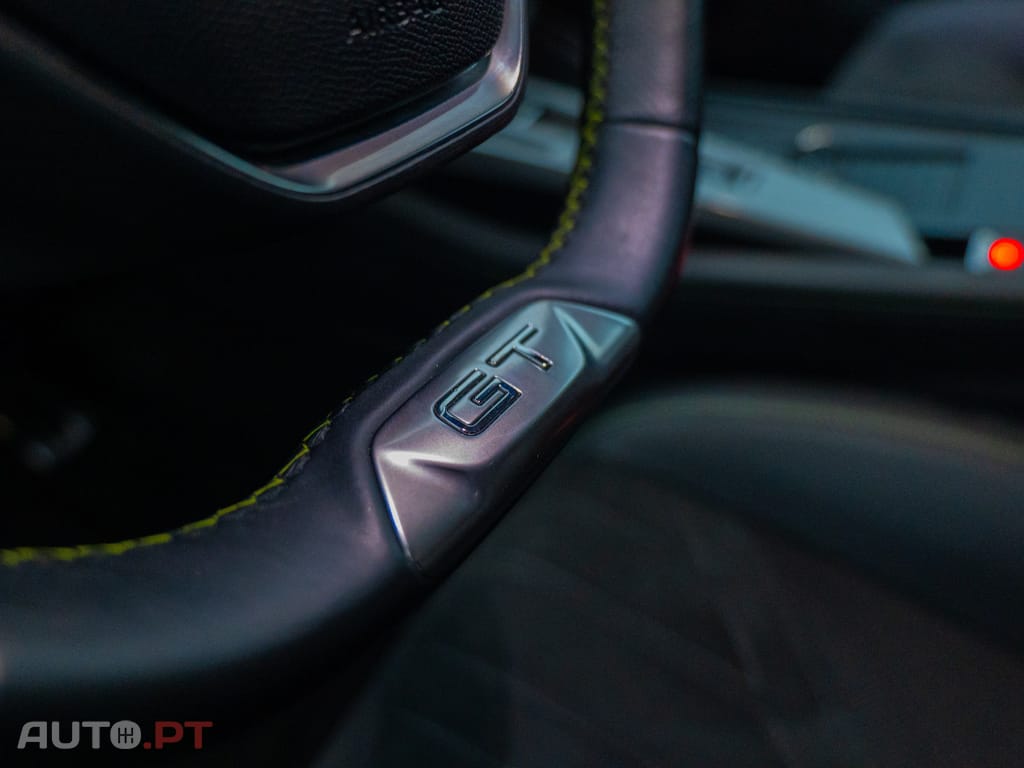 Peugeot 408 1.2 PureTech GT EAT8