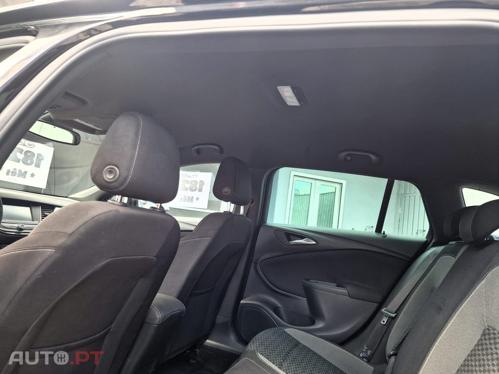 Opel Astra Sports Tourer 1.2T 130cv Nacional 51 mil km