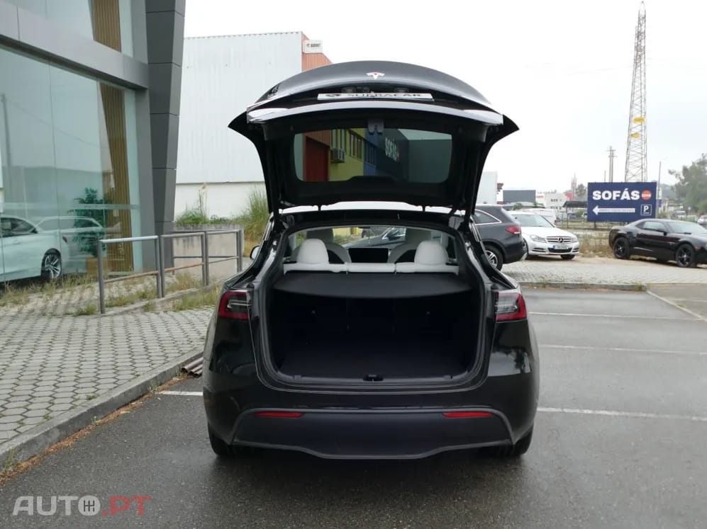 Tesla Model Y Tração Traseira