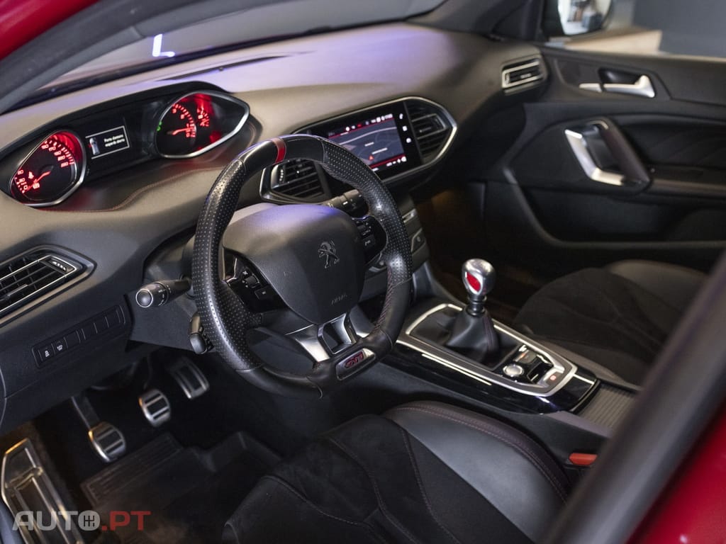 Peugeot 308 1.6 e-THP GTi