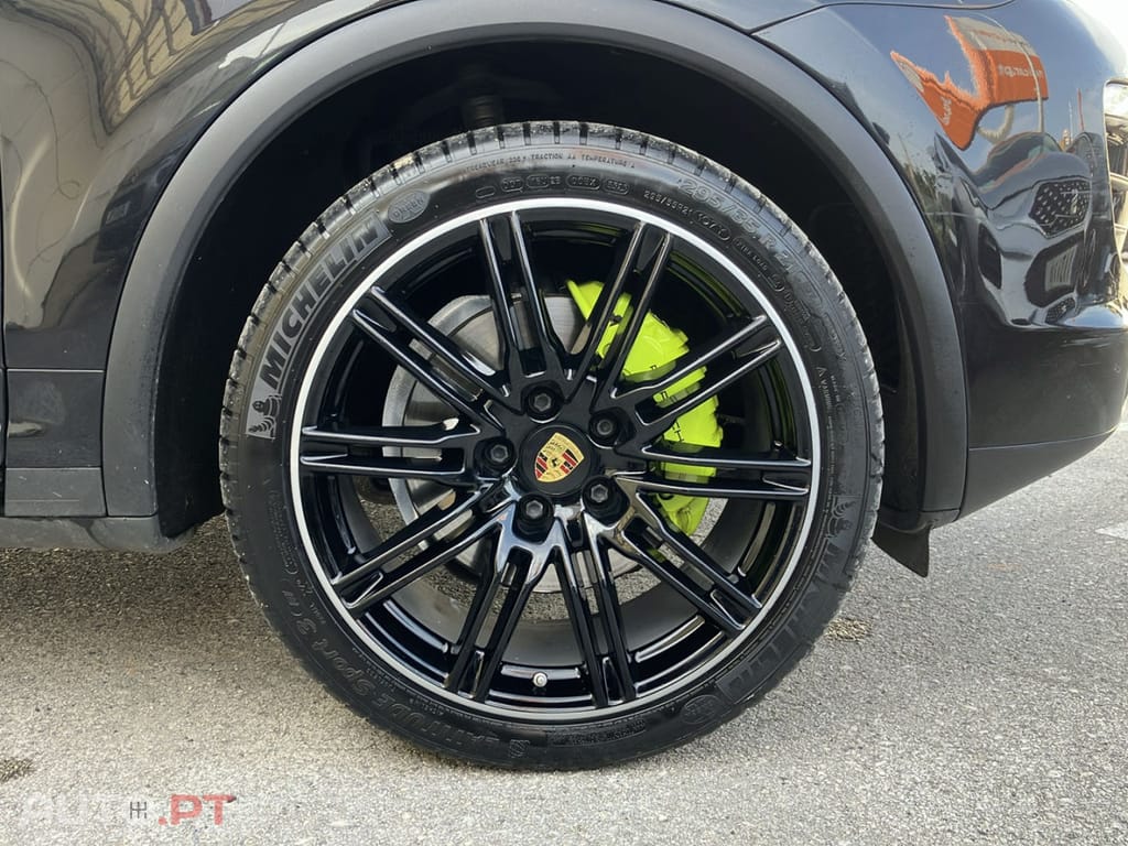 Porsche Cayenne S E-Hybrid