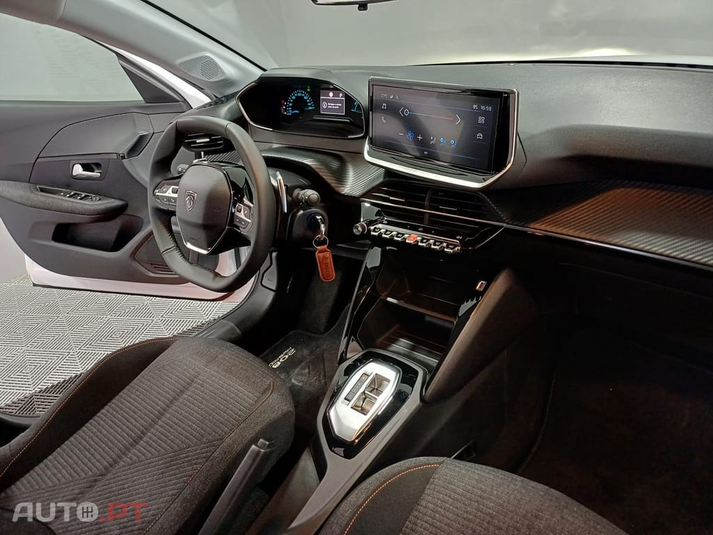 Peugeot 208 1.2 Hybrid Allure e-DCS6