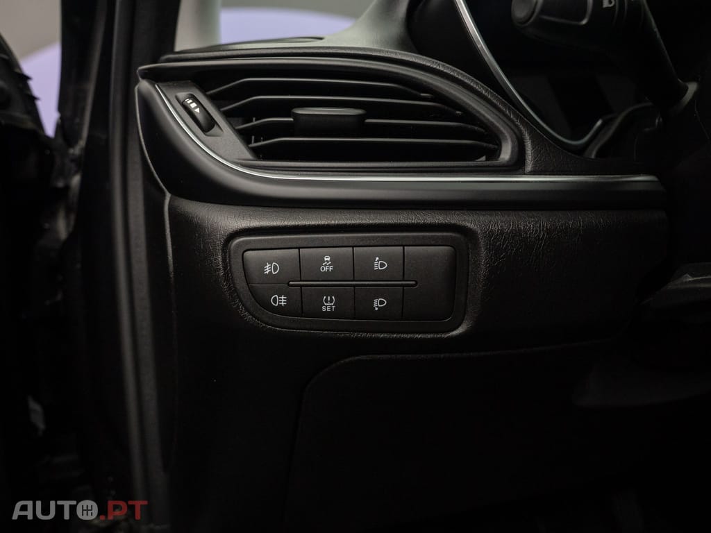 Fiat Tipo 1.3 M-Jet Lounge