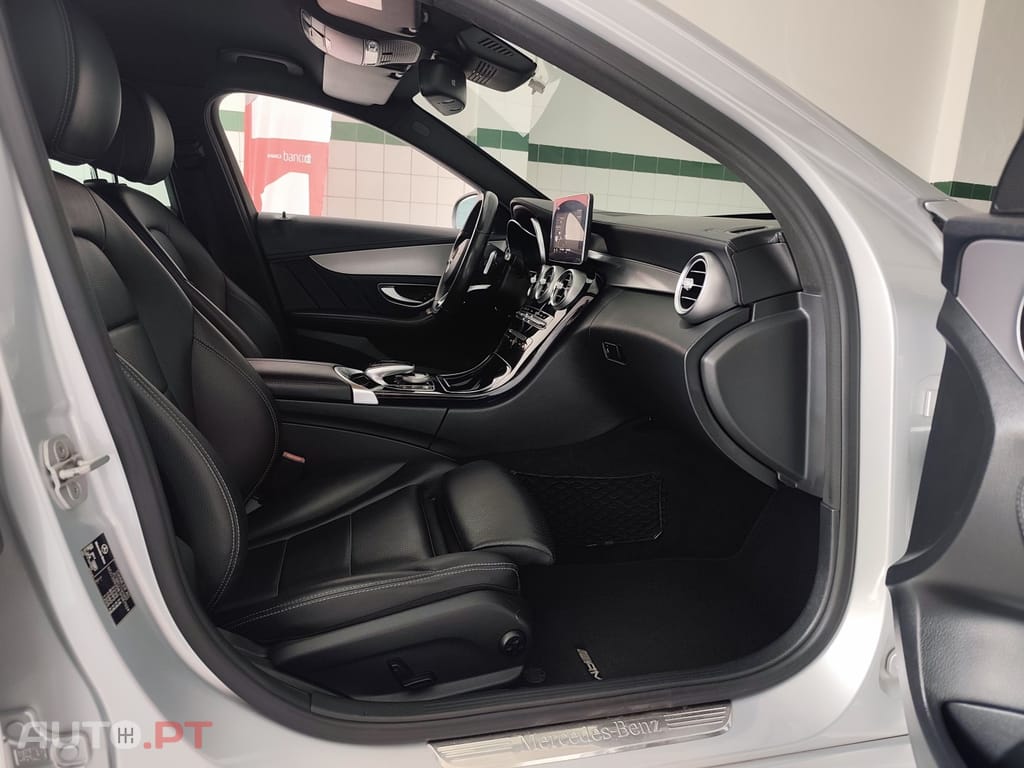 Mercedes-Benz C 250 BlueTEC AMG Line Aut. — fotografia 10
