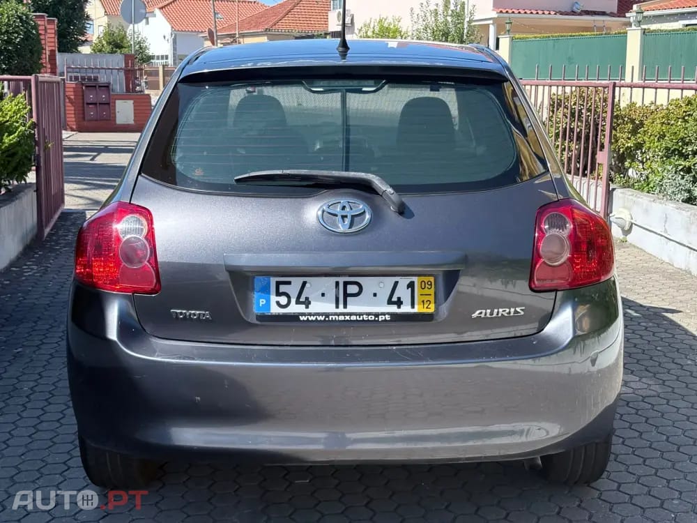 Toyota Auris 1.4 D-4D Sol
