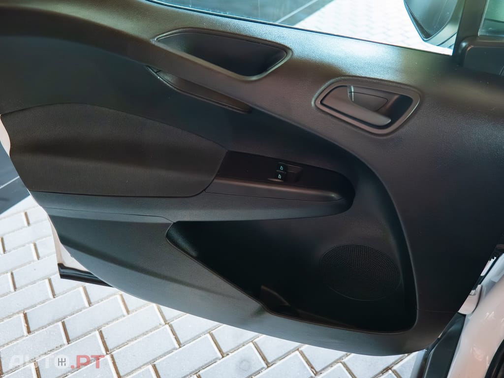 Ford Tourneo 1.5 TDCi Ambiente