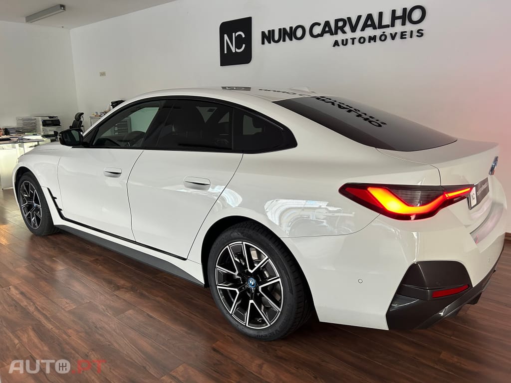 BMW i4 eDrive35 Pack Desportivo M