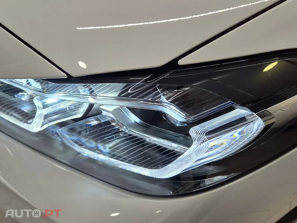 BMW X2 25 e xDrive Pack M — fotografia 6