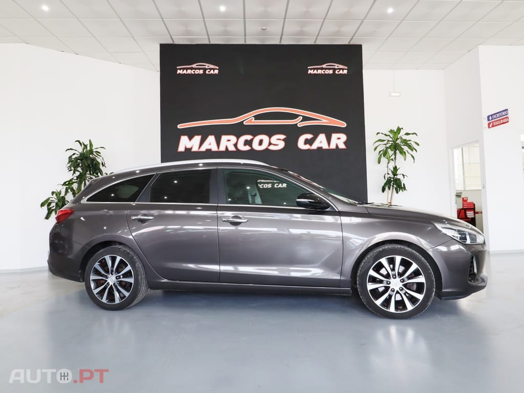 Hyundai i30 1.6 CRDi Blue Comfort+Navi