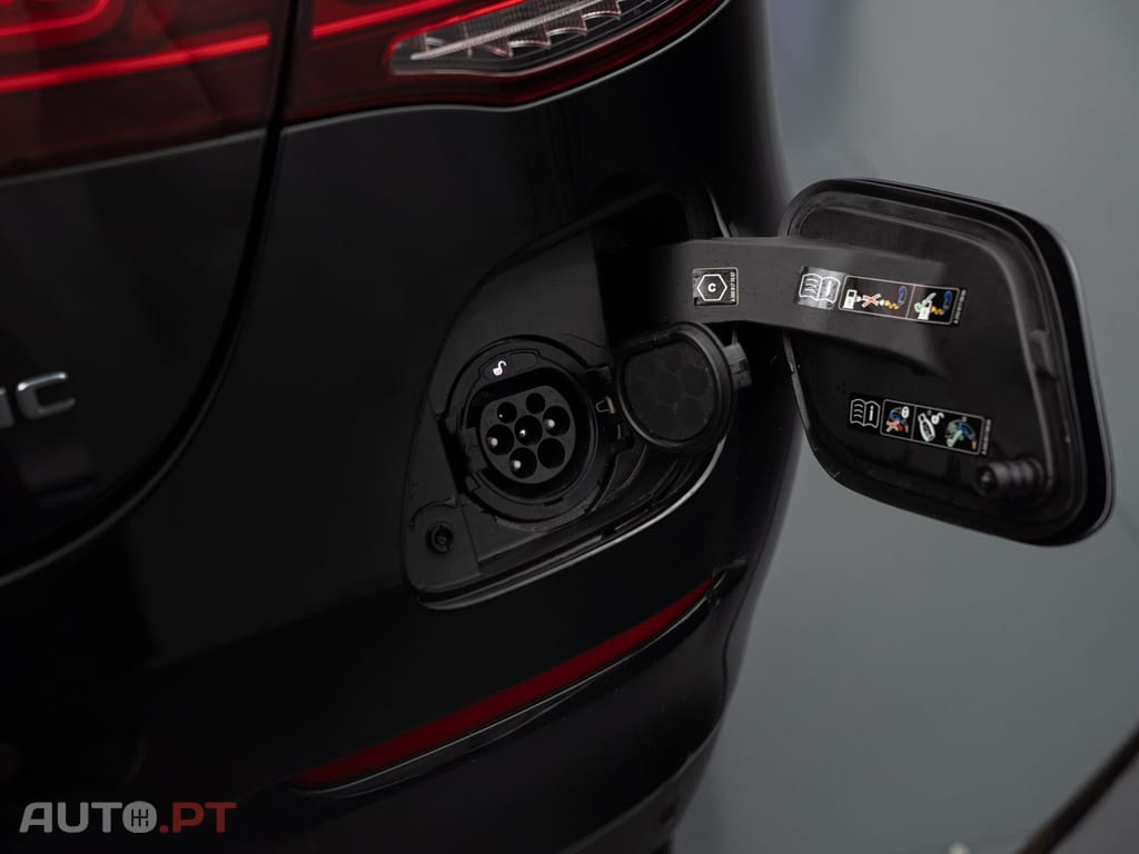 Mercedes-Benz GLC 300 e Coupé 4Matic