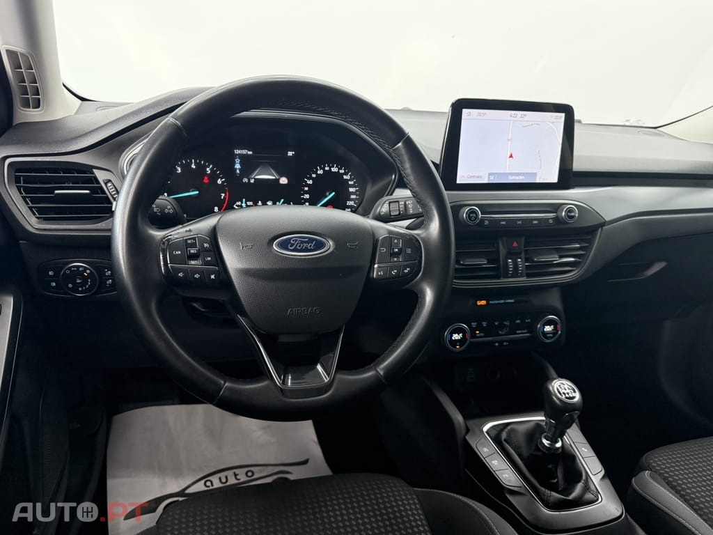 Ford Focus 1.0 EcoBoost MHEV Connected