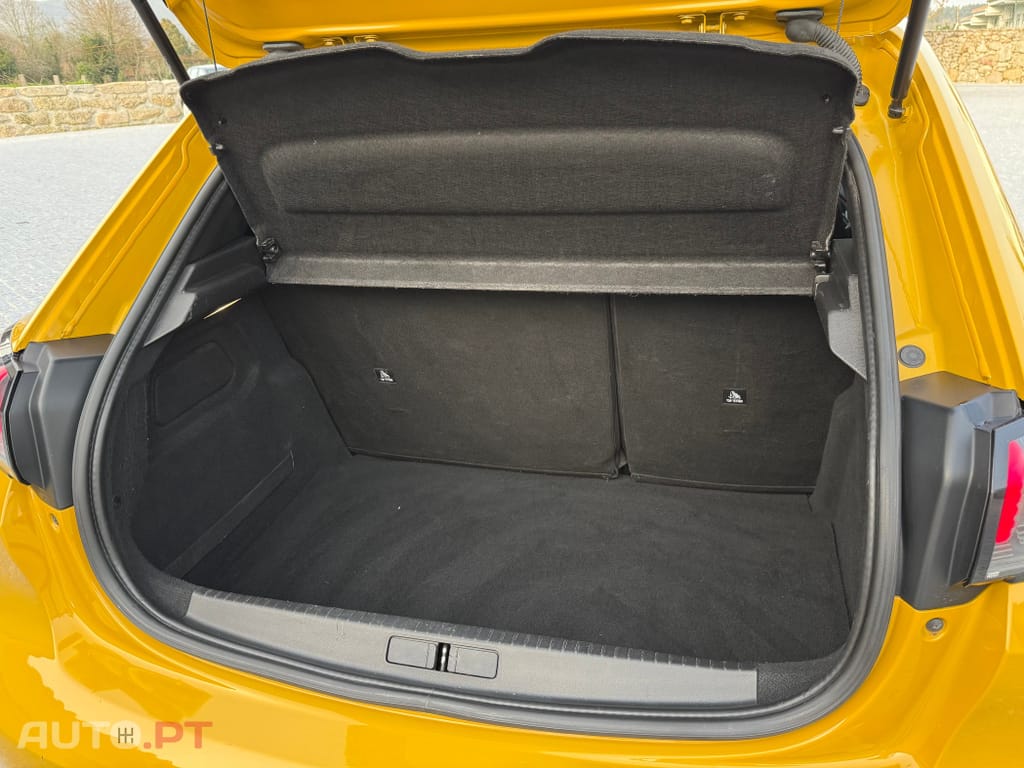 Peugeot 208 1.2 PureTech GT