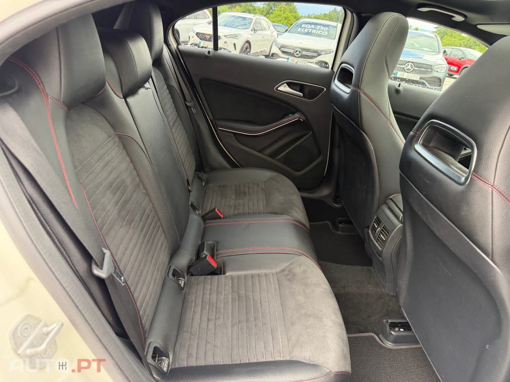 Mercedes-Benz A 180 d AMG Line