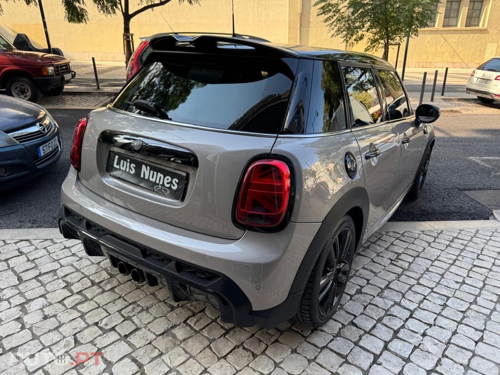 MINI Cooper Cooper S Premium JCW Auto