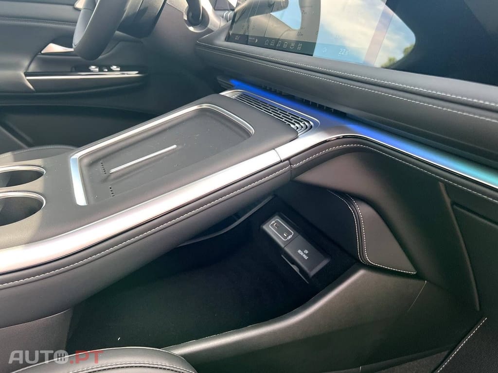XPeng G9 Long Range RWD