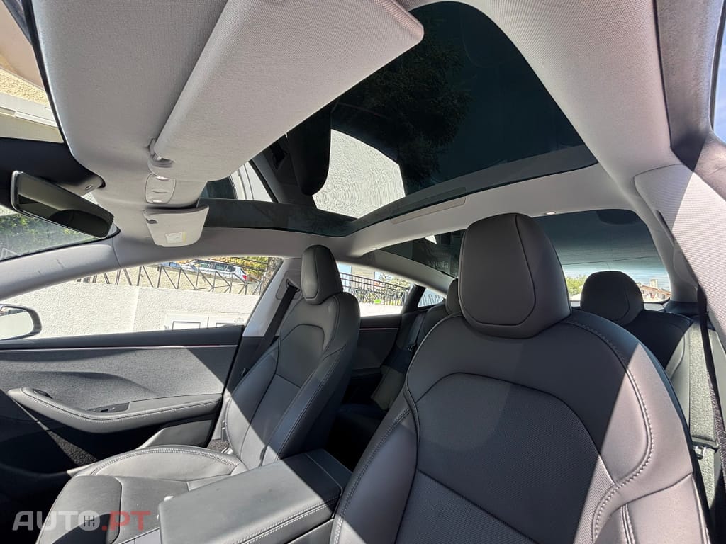 Tesla Model 3 Tração Traseira Premium