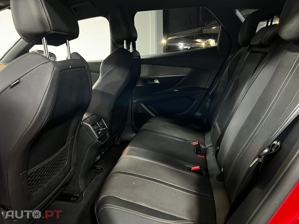 Peugeot 3008 1.2 PureTech GT EAT8