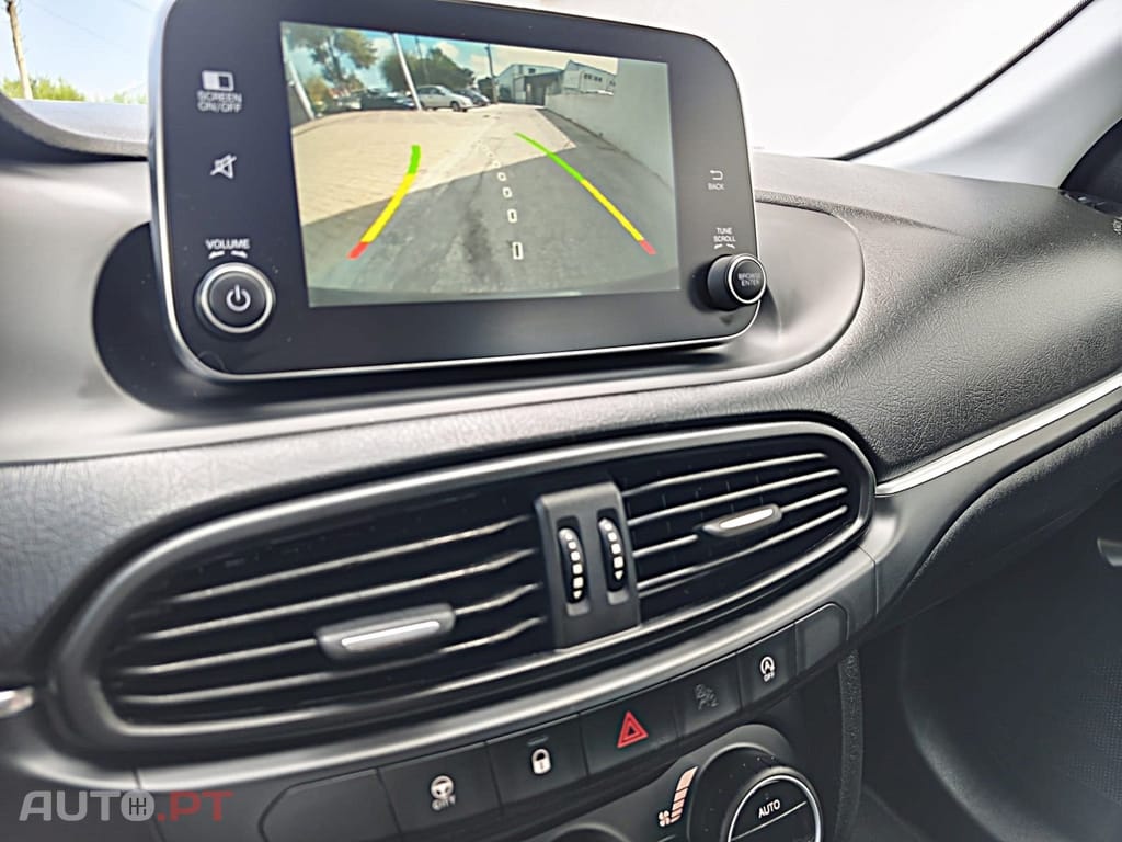 Fiat Tipo 1.6 M-Jet Lounge