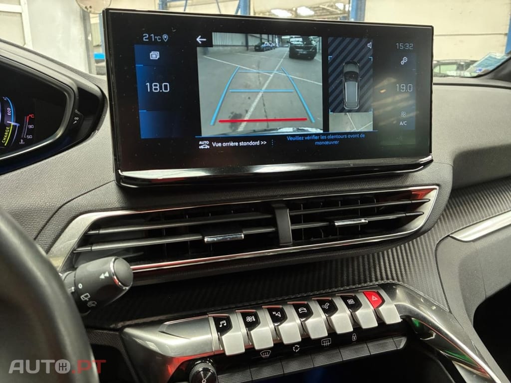 Peugeot 3008 1.2 Hybrid Allure Pack e-EAT8