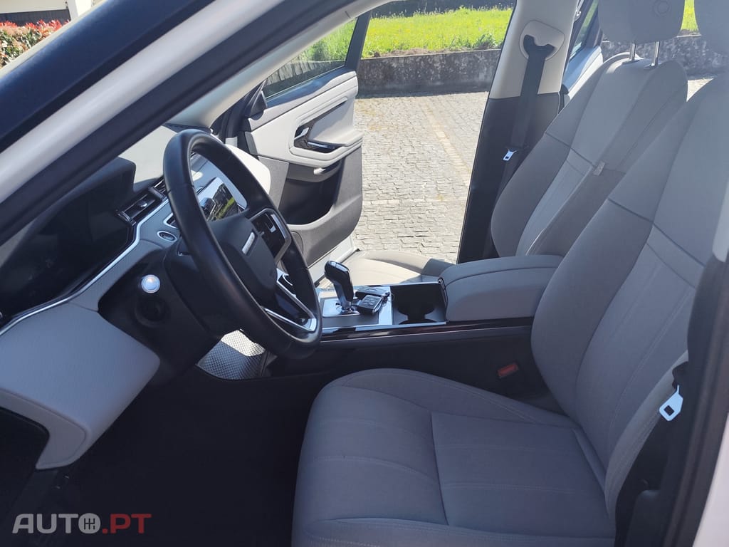 Land Rover Evoque P300