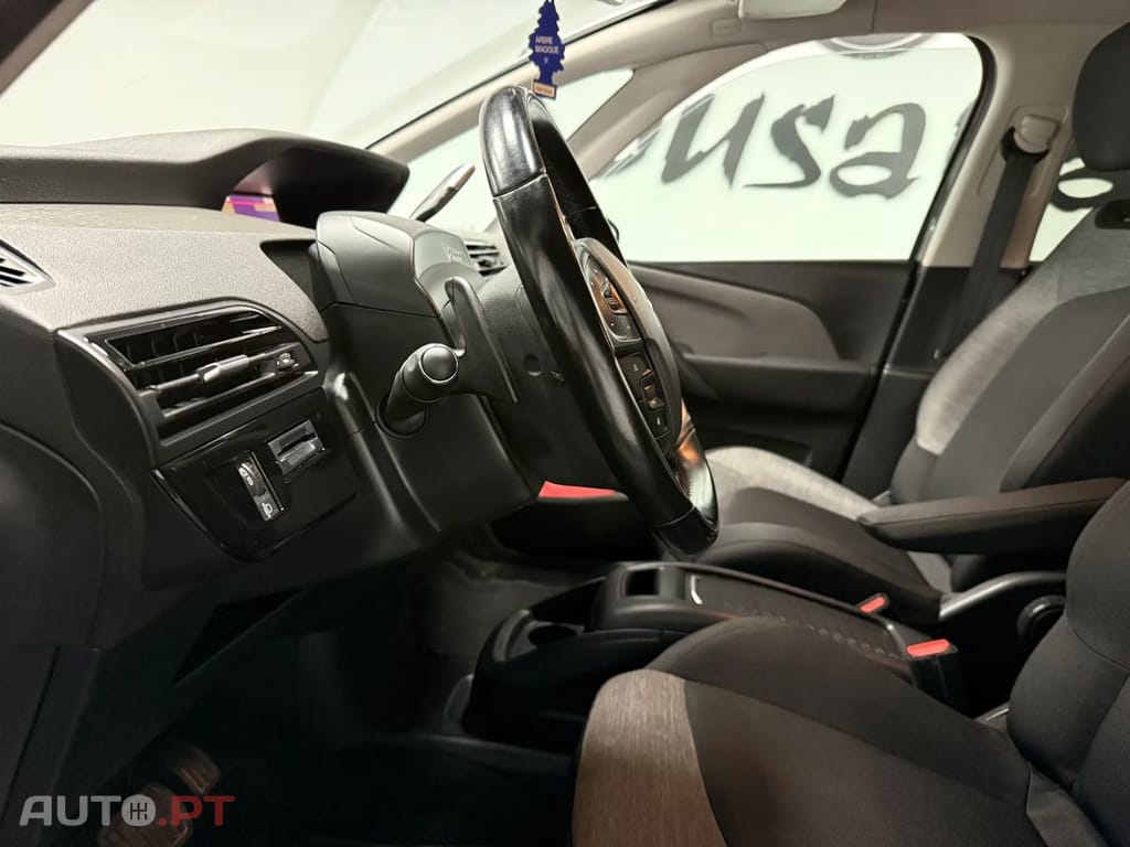 Citroen Grand C4 SpaceTourer BlueHDi 130 Stop&Start EAT8 SHINE