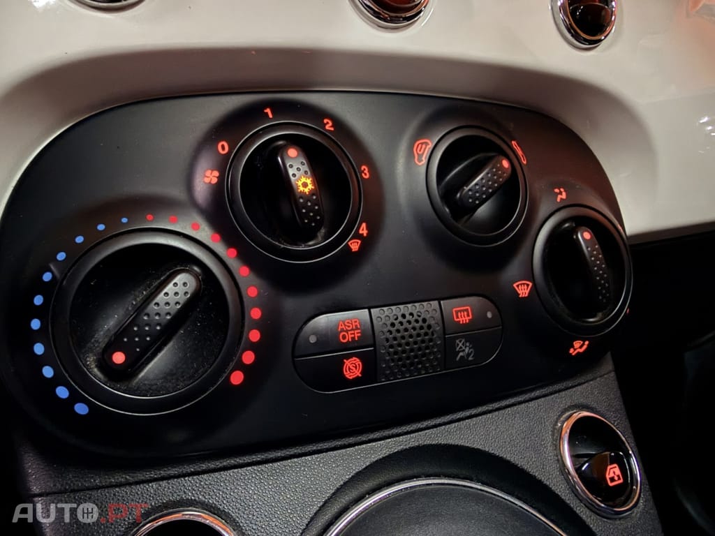 Fiat 500 1.2 Lounge J16 Dualogic
