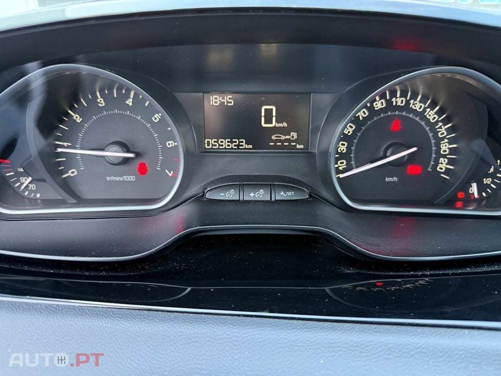 Peugeot 208 PureTech 68 Like