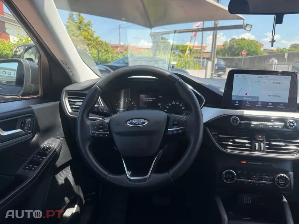 Ford Kuga 1.5 TDCi EcoBlue Titanium Aut.