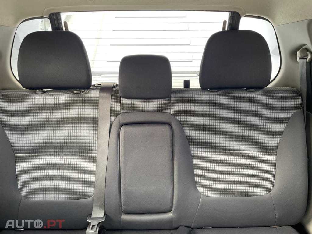 Mitsubishi L200 2.5 DI-D CD Invite+ AC/ABS 4WD