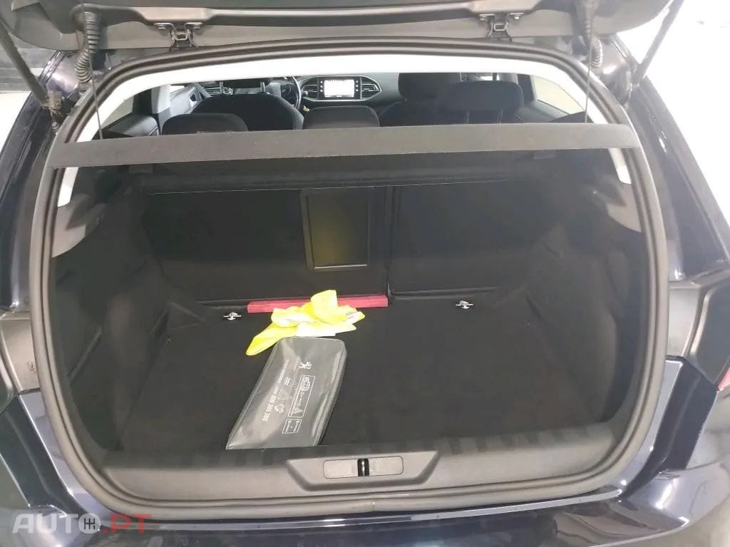 Peugeot 308 1.5 BlueHDi Style