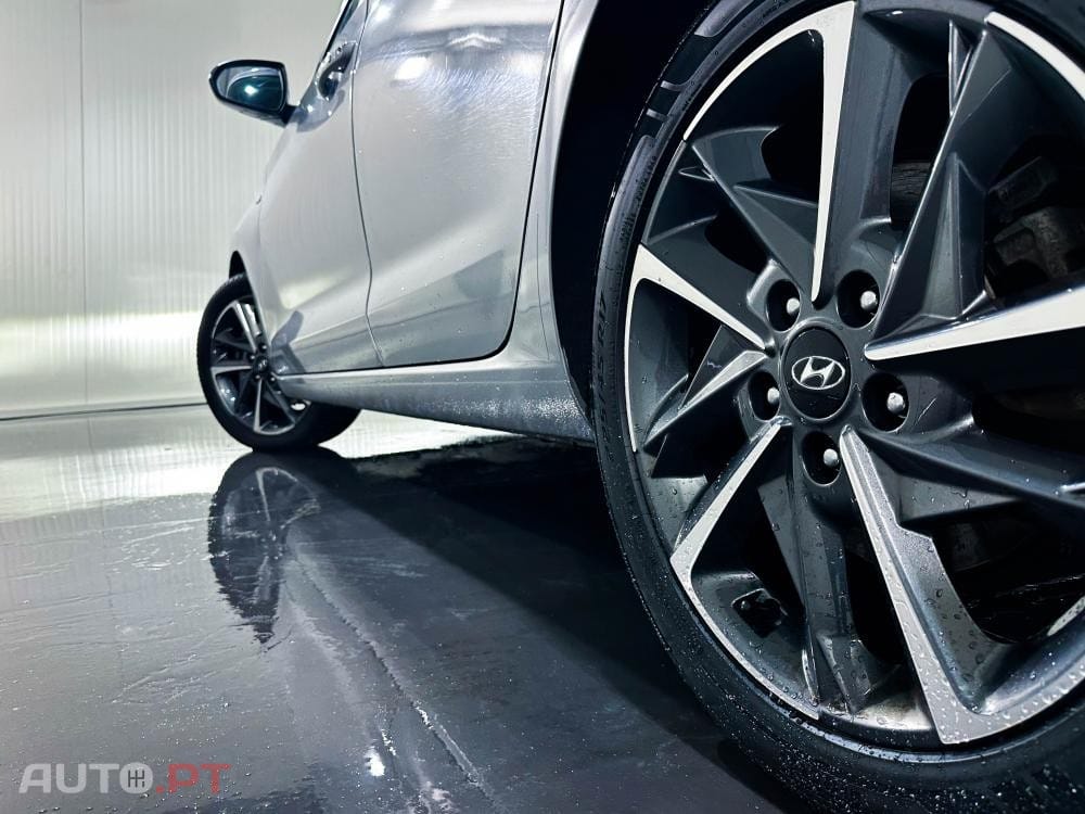 Hyundai i30 T-GDi DCT-7 Hybrid 48v