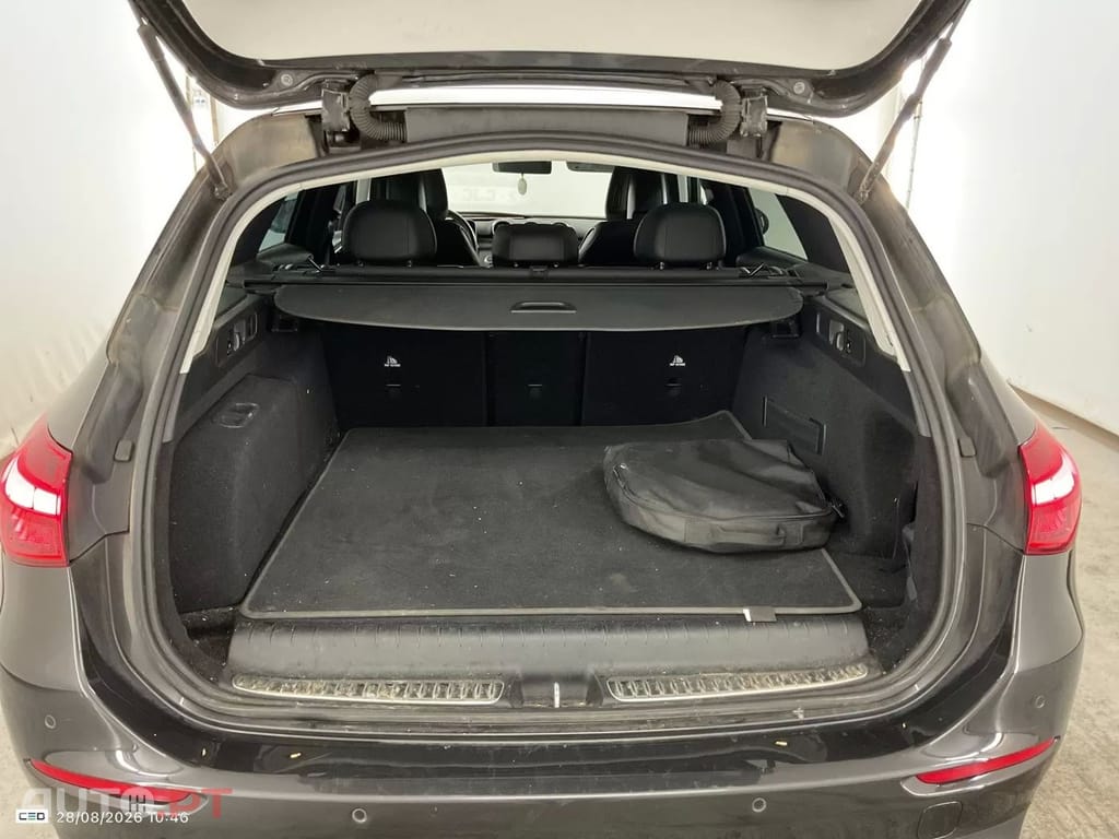 Mercedes-Benz C 300 e Avantgarde