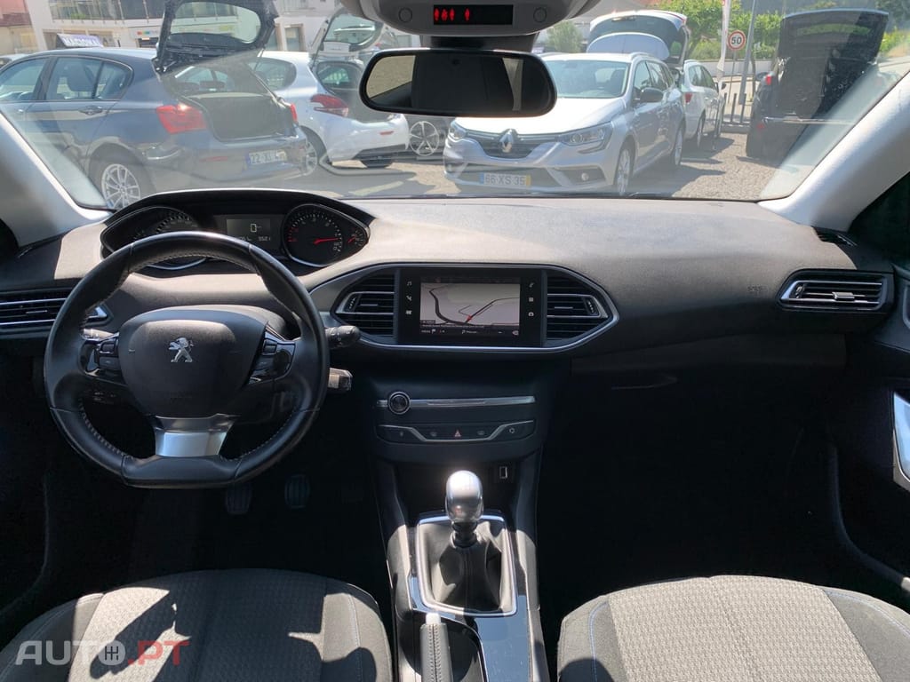 Peugeot 308 1.5 BlueHDi Style