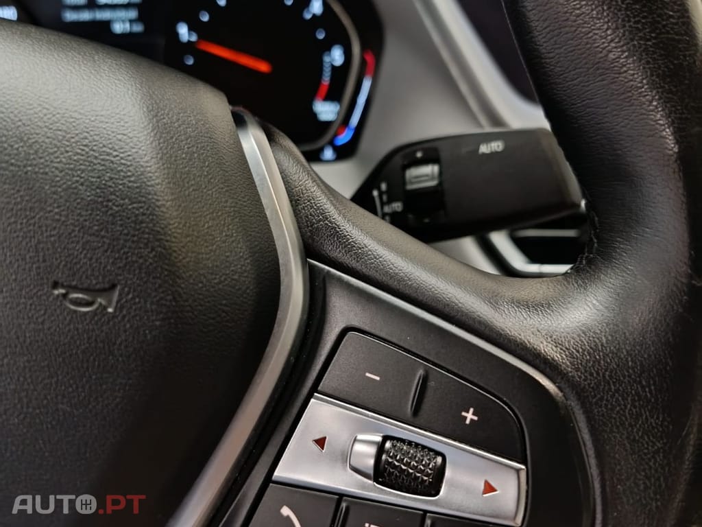 BMW 216 d Auto 