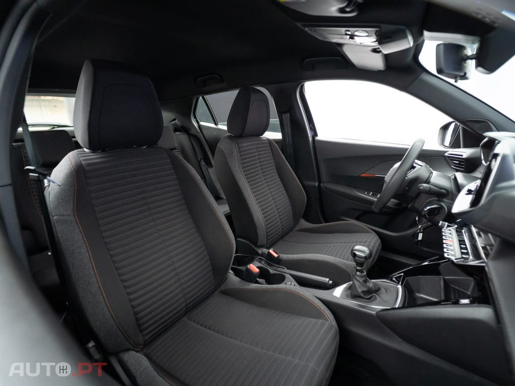 Peugeot 2008 1.2 PureTech Active Pack