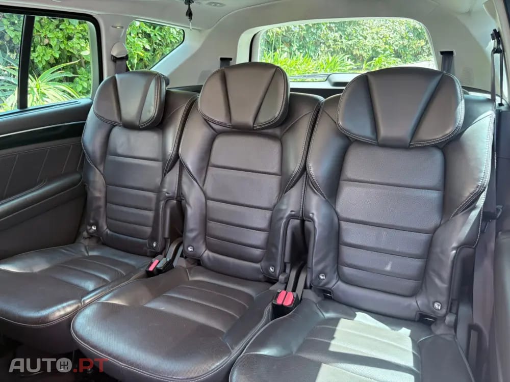 Renault Espace 1.6 dCi Initiale Paris EDC